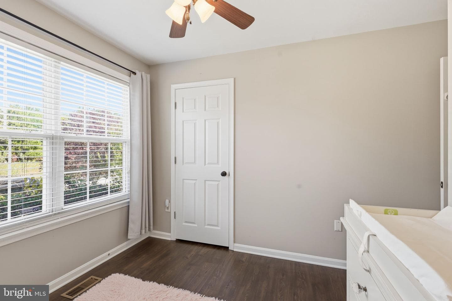 8507 Oak Glen Court photo 16