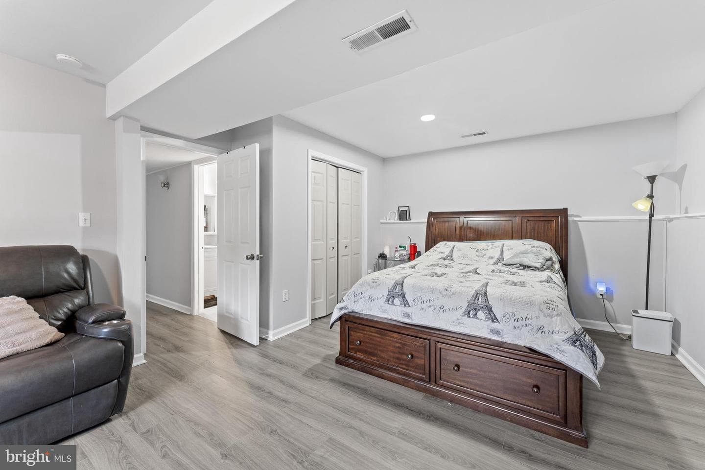 5406 Lee White Lane photo 27