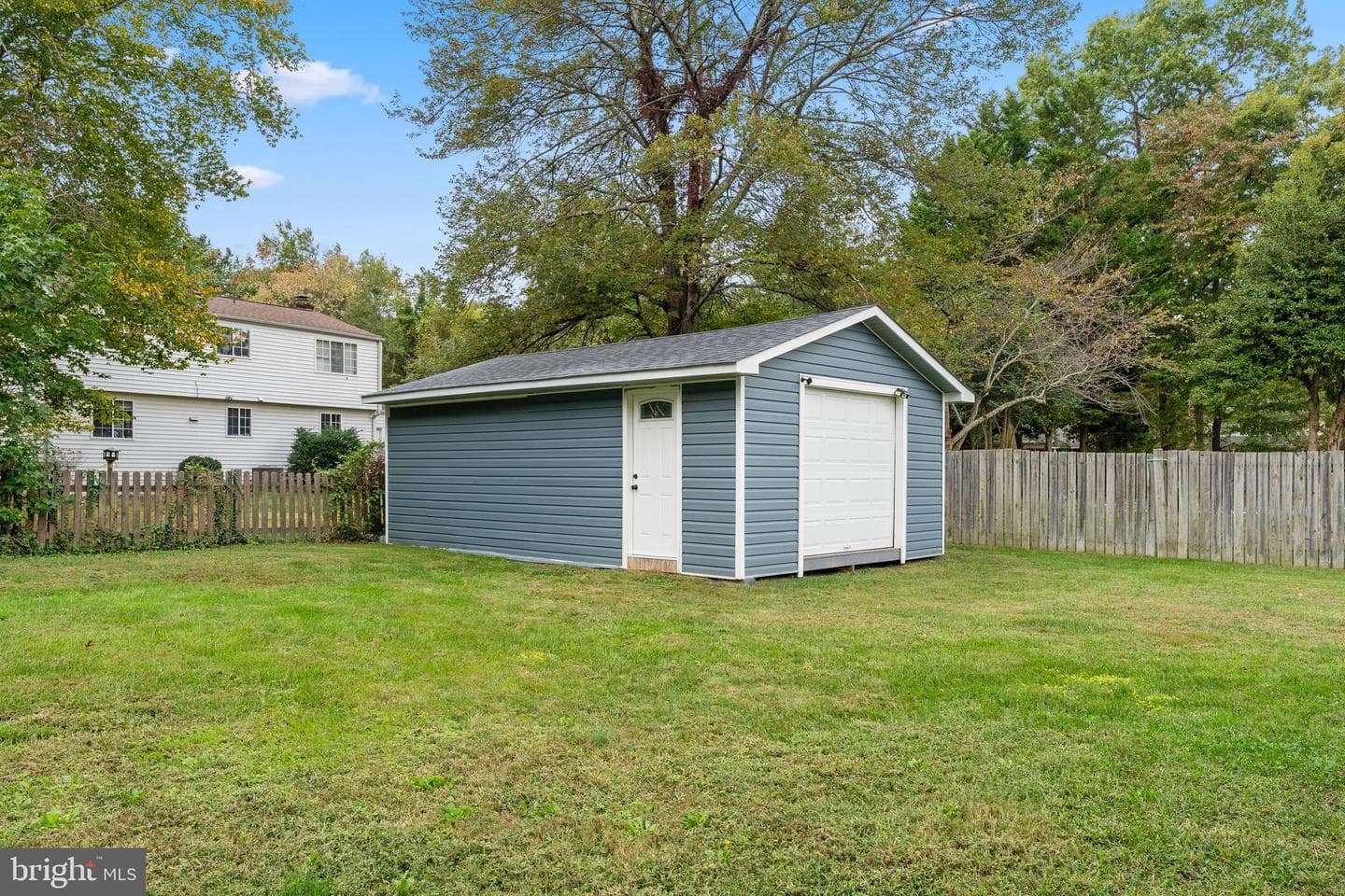 5406 Lee White Lane photo 32