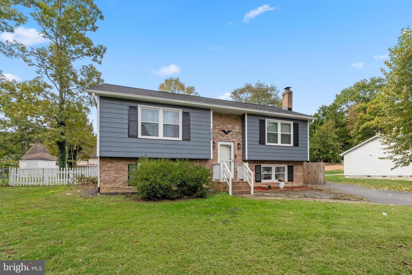 5406 Lee White Lane photo 39