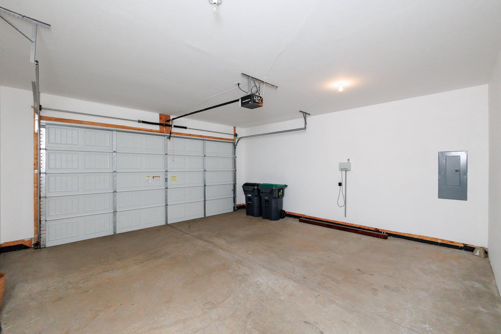 5700 Spring Arbor Circle photo 39
