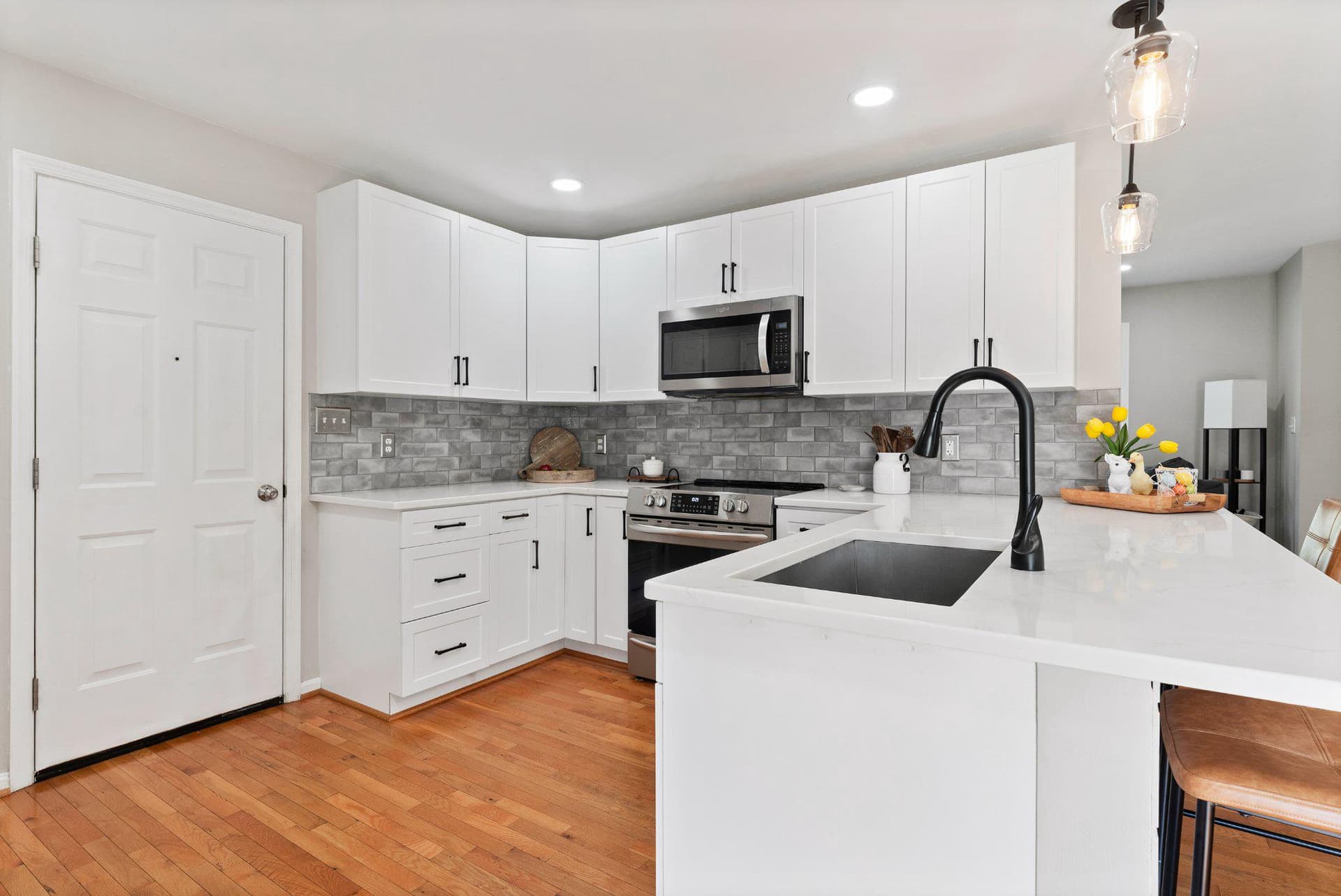 8811 Kent Court photo 7