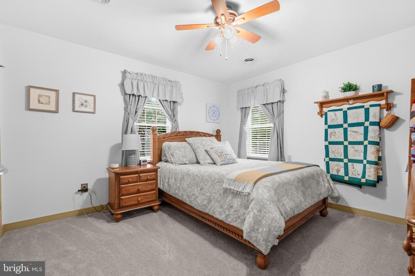 1 Rodeo Court photo 34