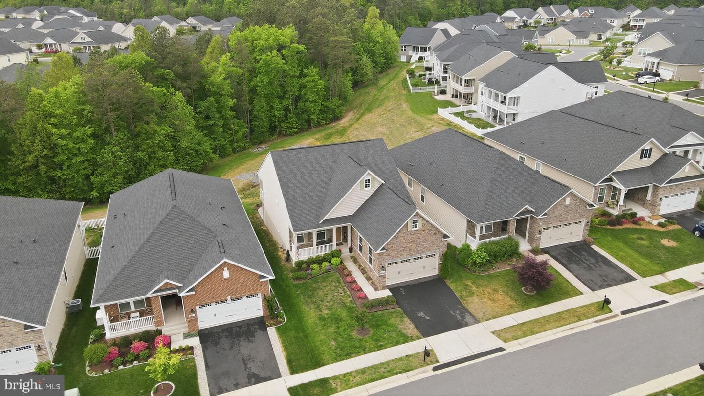 9806 White Oak Swamp Court photo 41