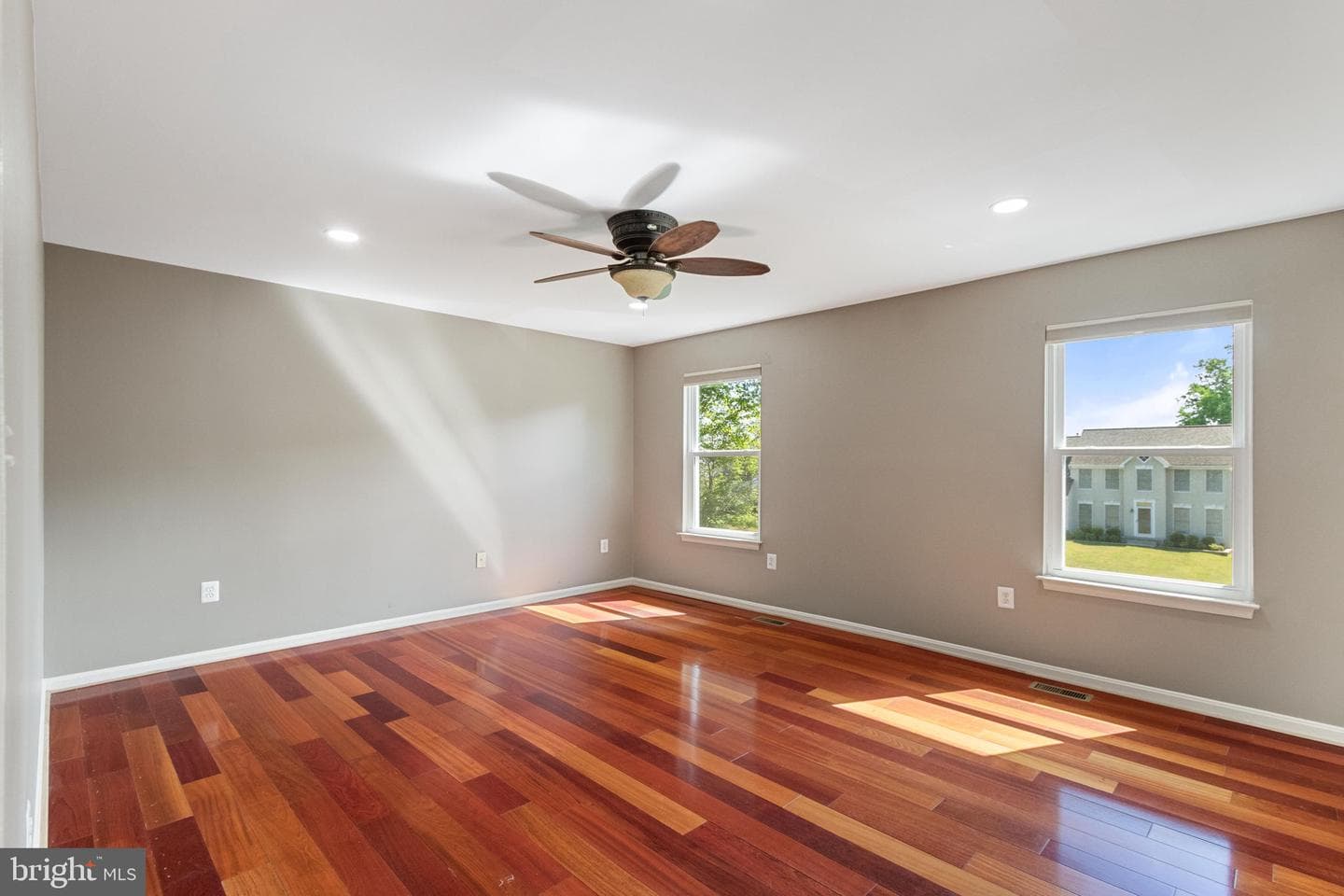 11704 Exeter Court photo 27