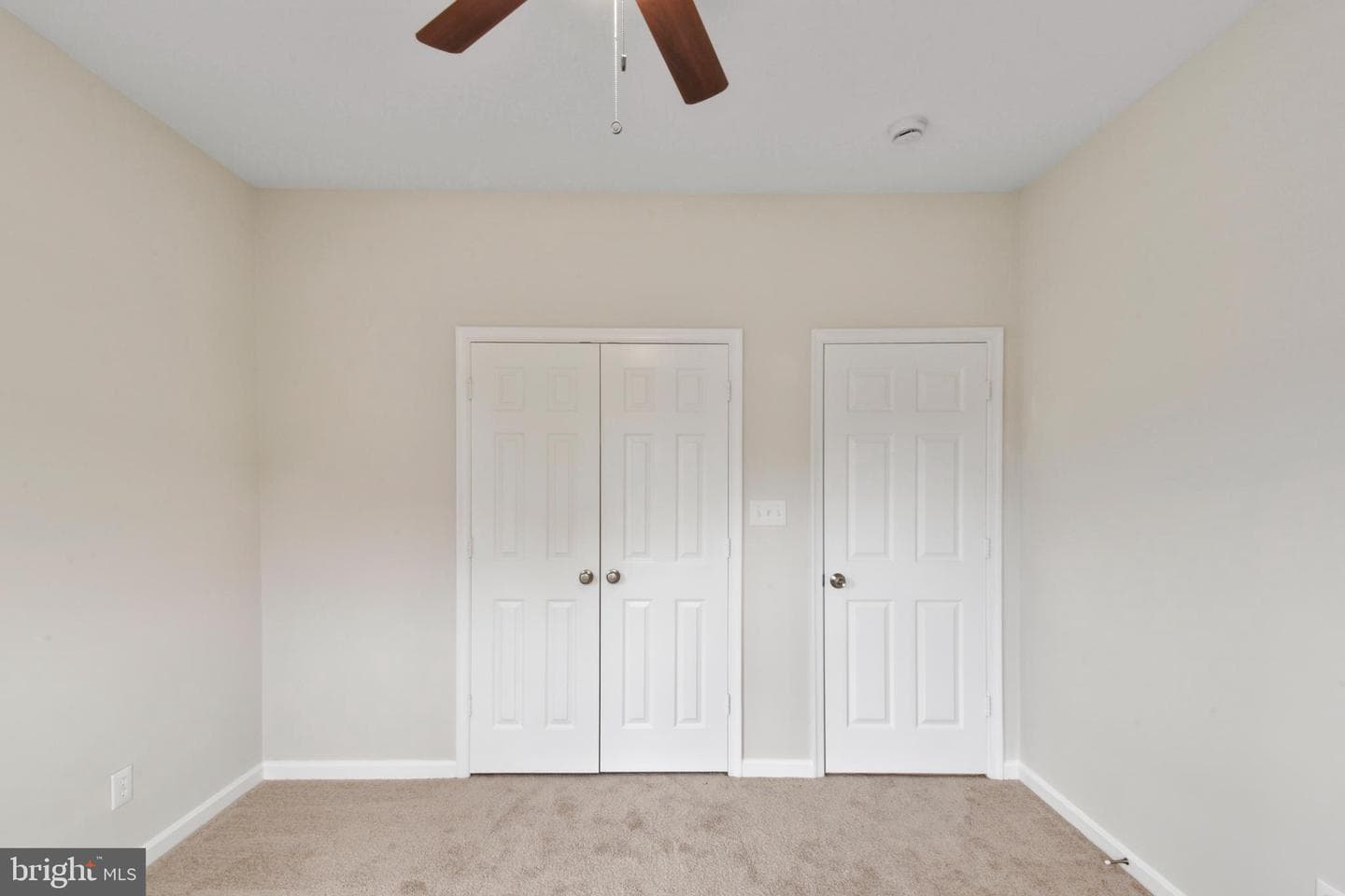 7112 Radford photo 14