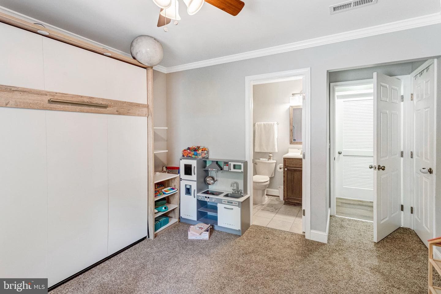 10206 Gayle Court photo 18