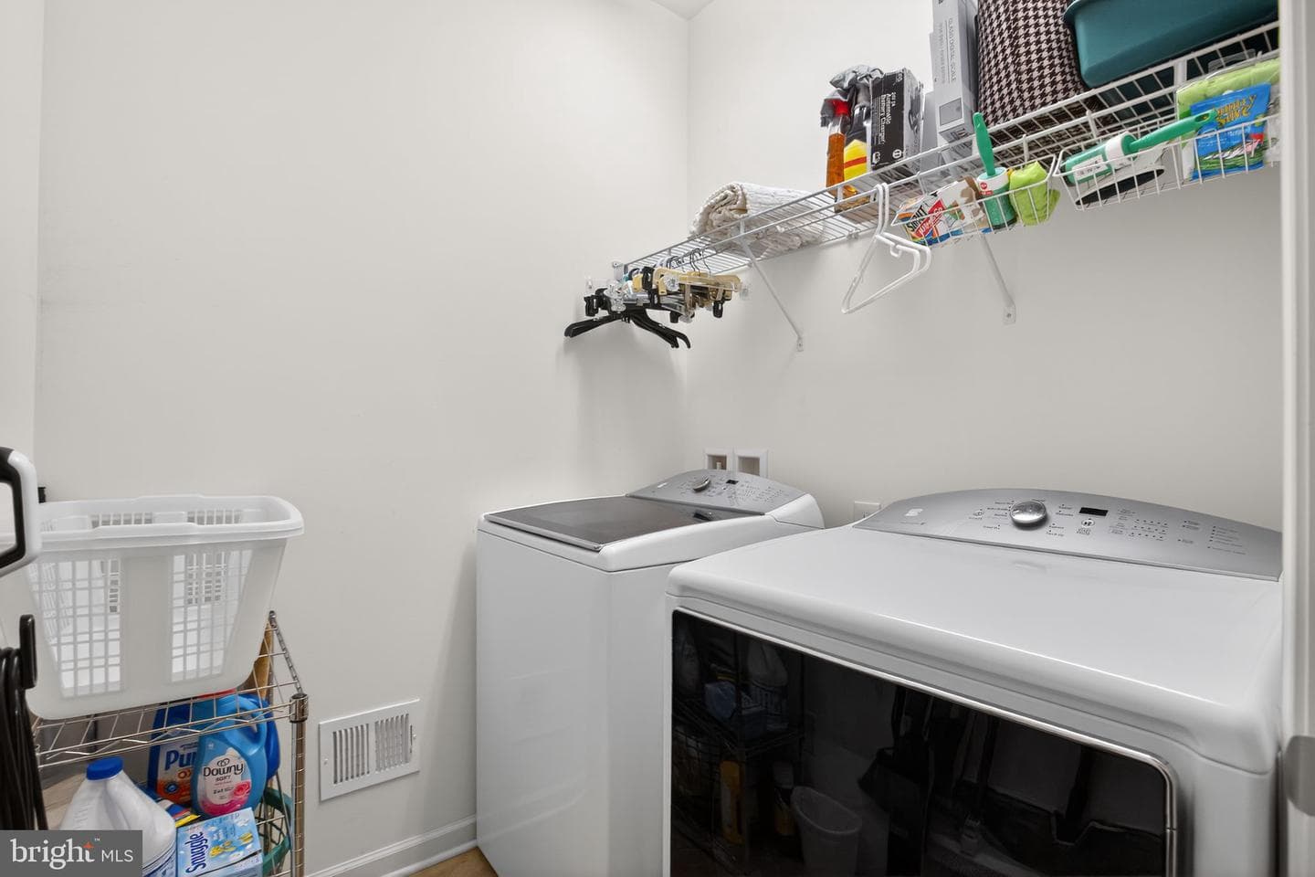 1709 Hudgins Farm Circle photo 6