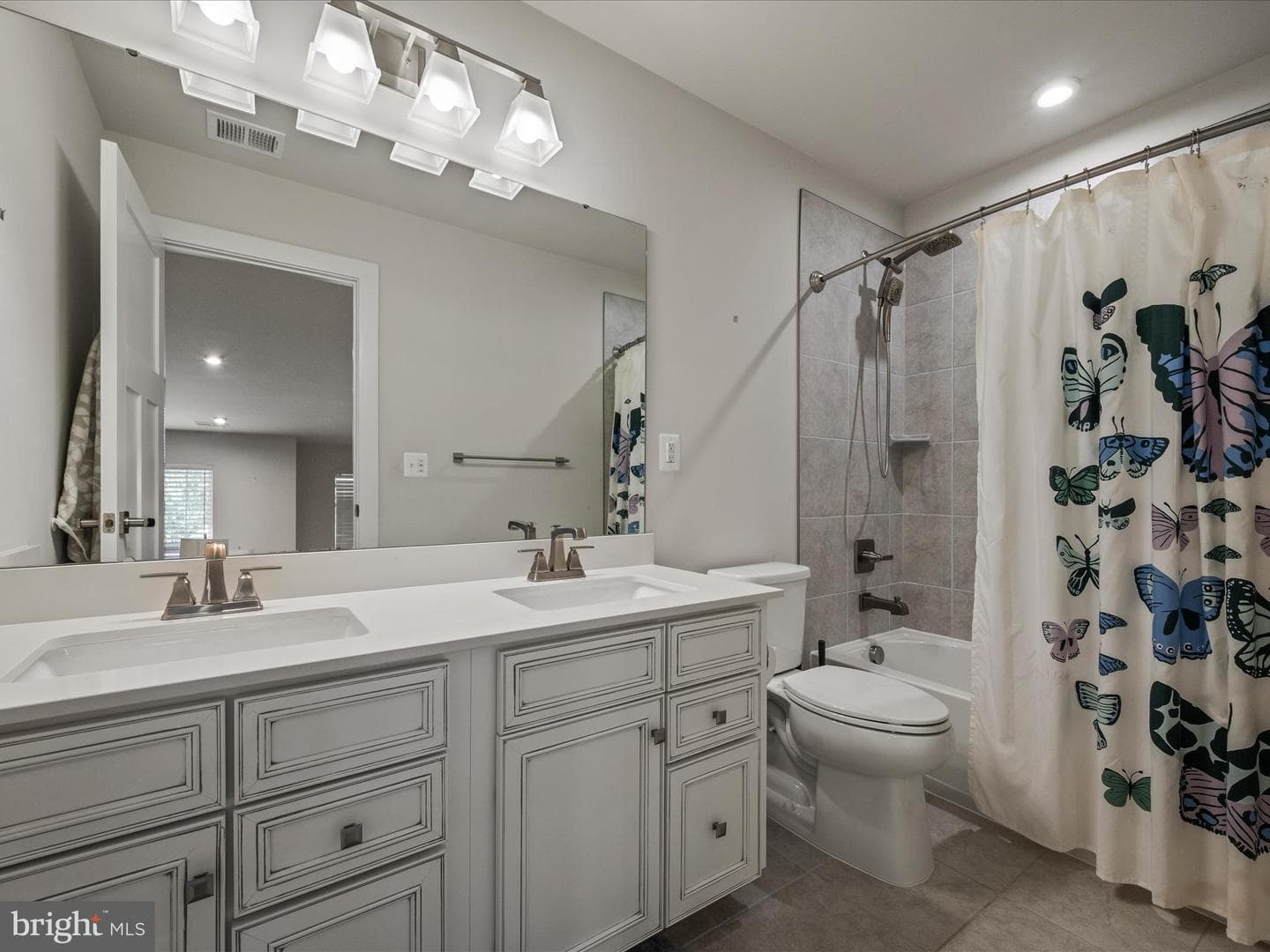 11710 Southview Court photo 41