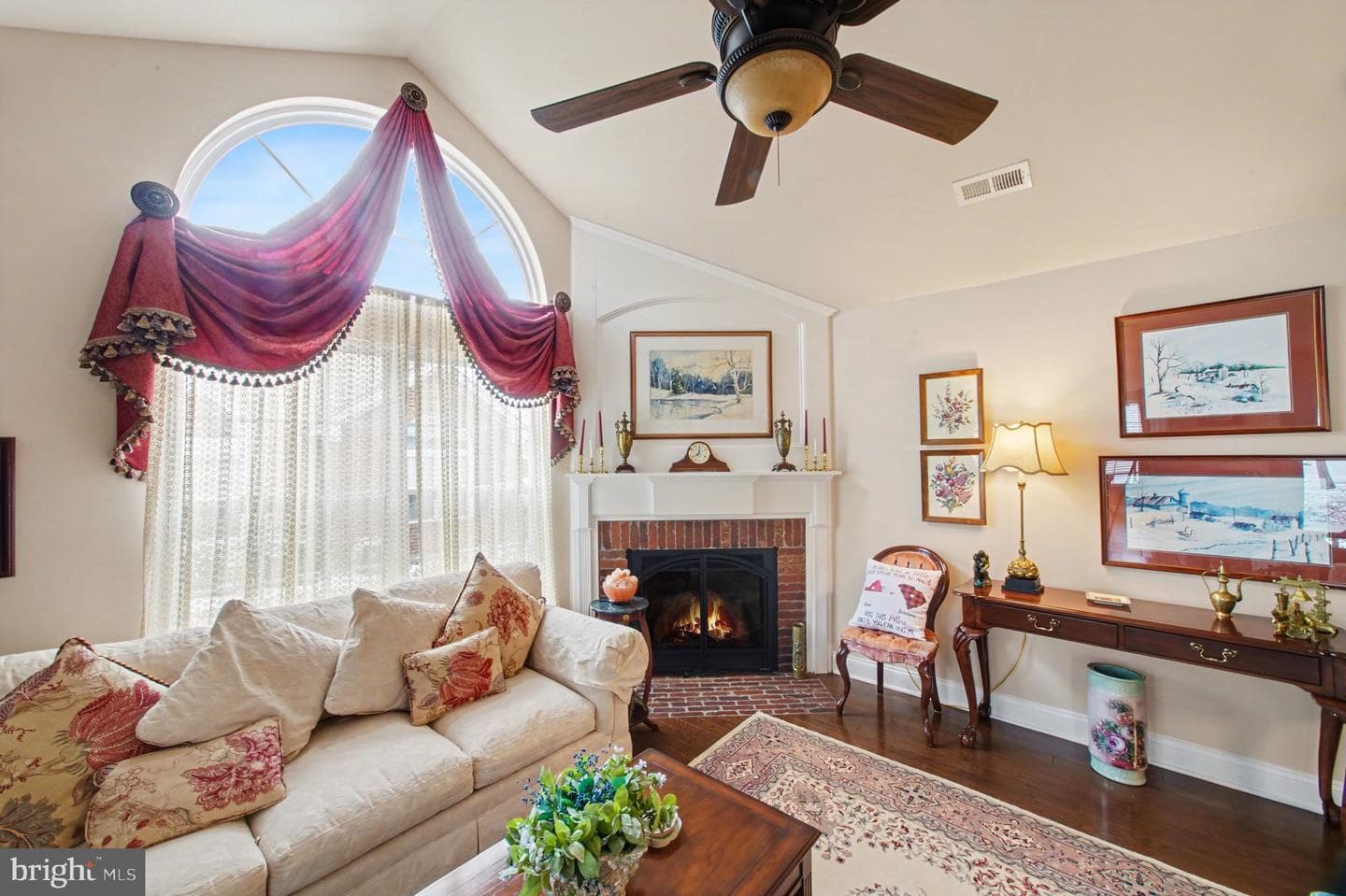 6223 Autumn Leaf Drive photo 4