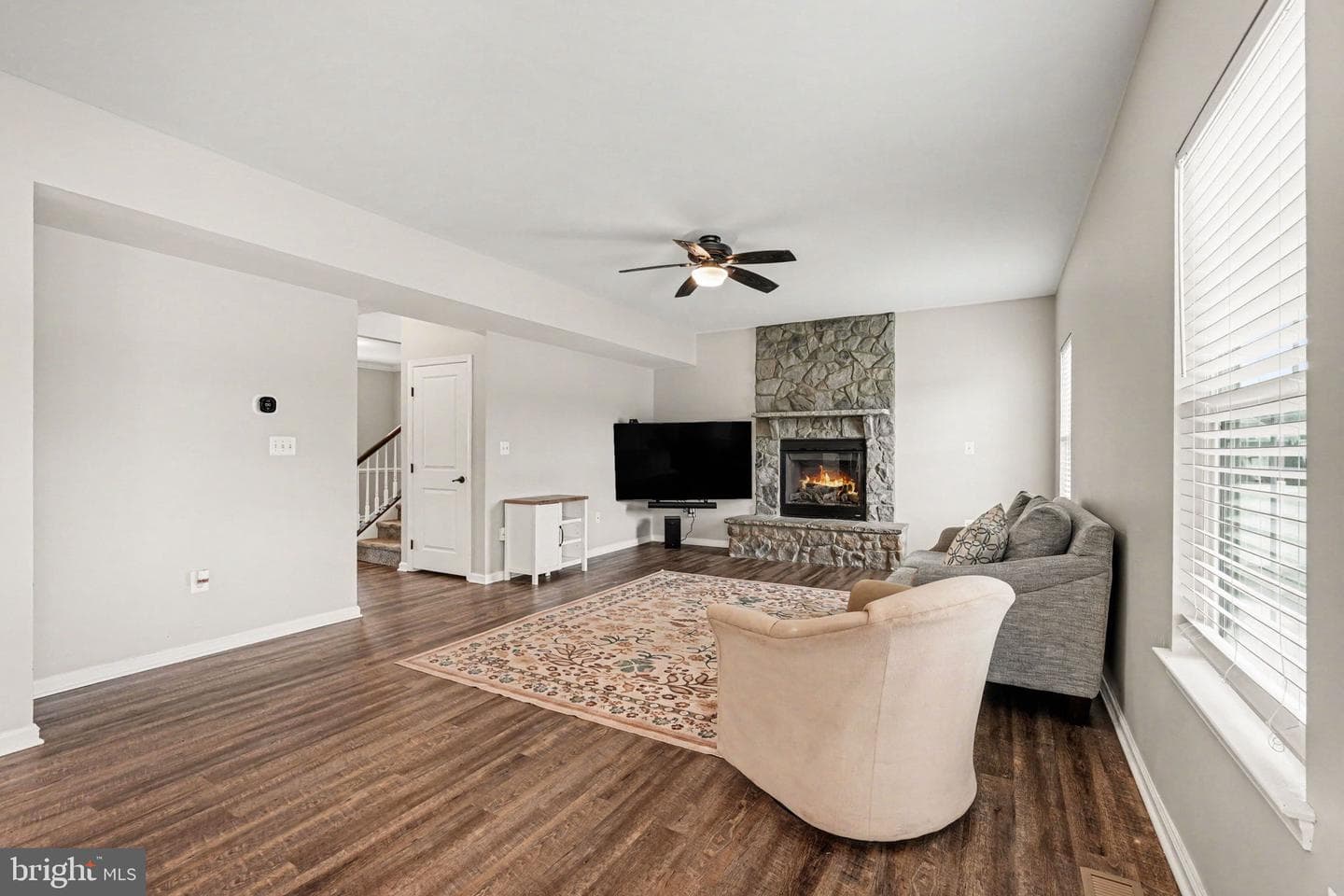 2527 Cornell Drive photo 7