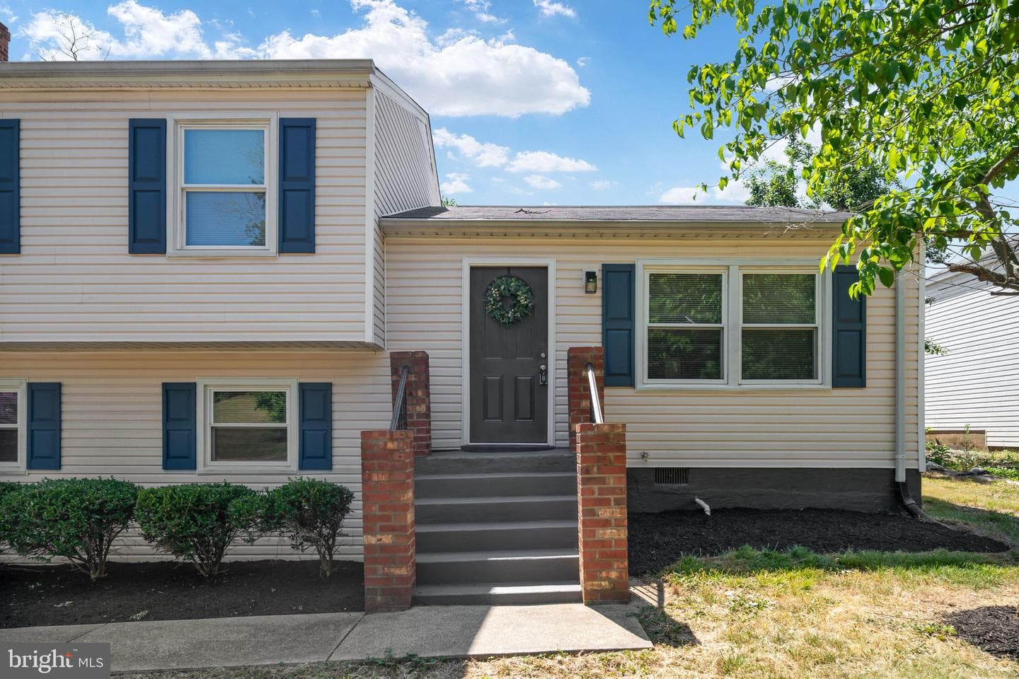 11403 Gordon Road photo 2