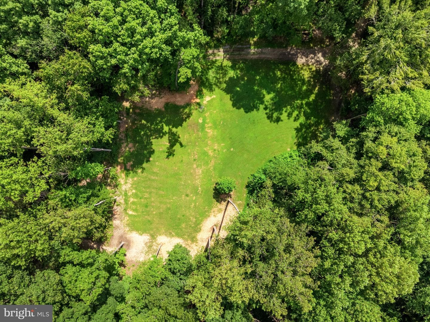 3937 Breaknock Road photo 18