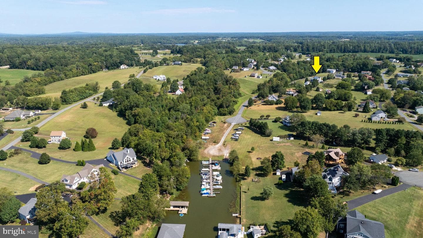 5815 Springfield Farm Lane photo 4