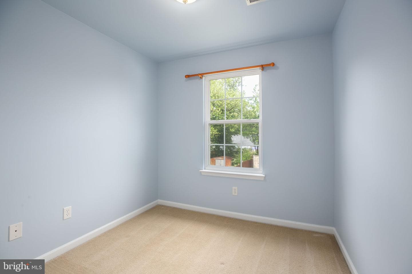 110 Mosby Street photo 21