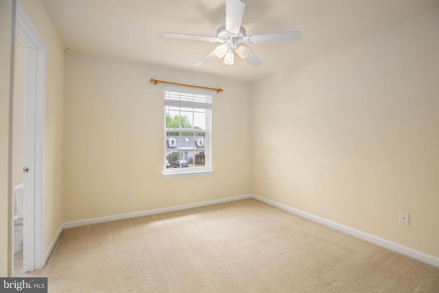 110 Mosby Street photo 23
