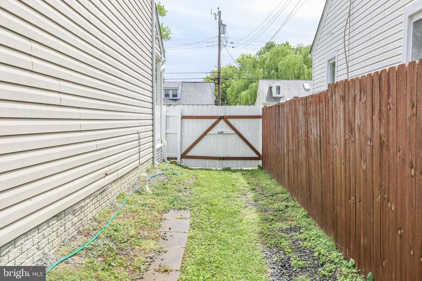 110 Mosby Street photo 32