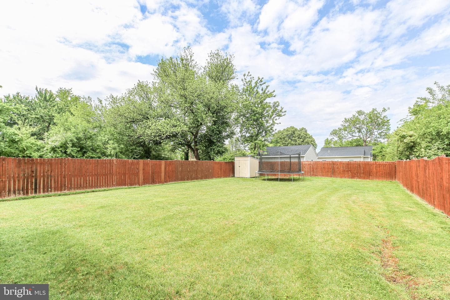 110 Mosby Street photo 35