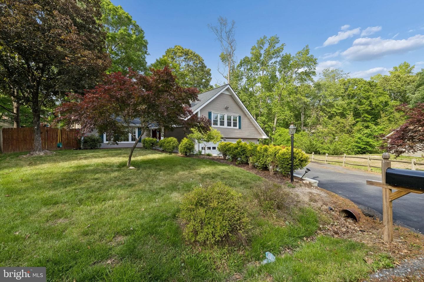 4 Pond Circle photo 3