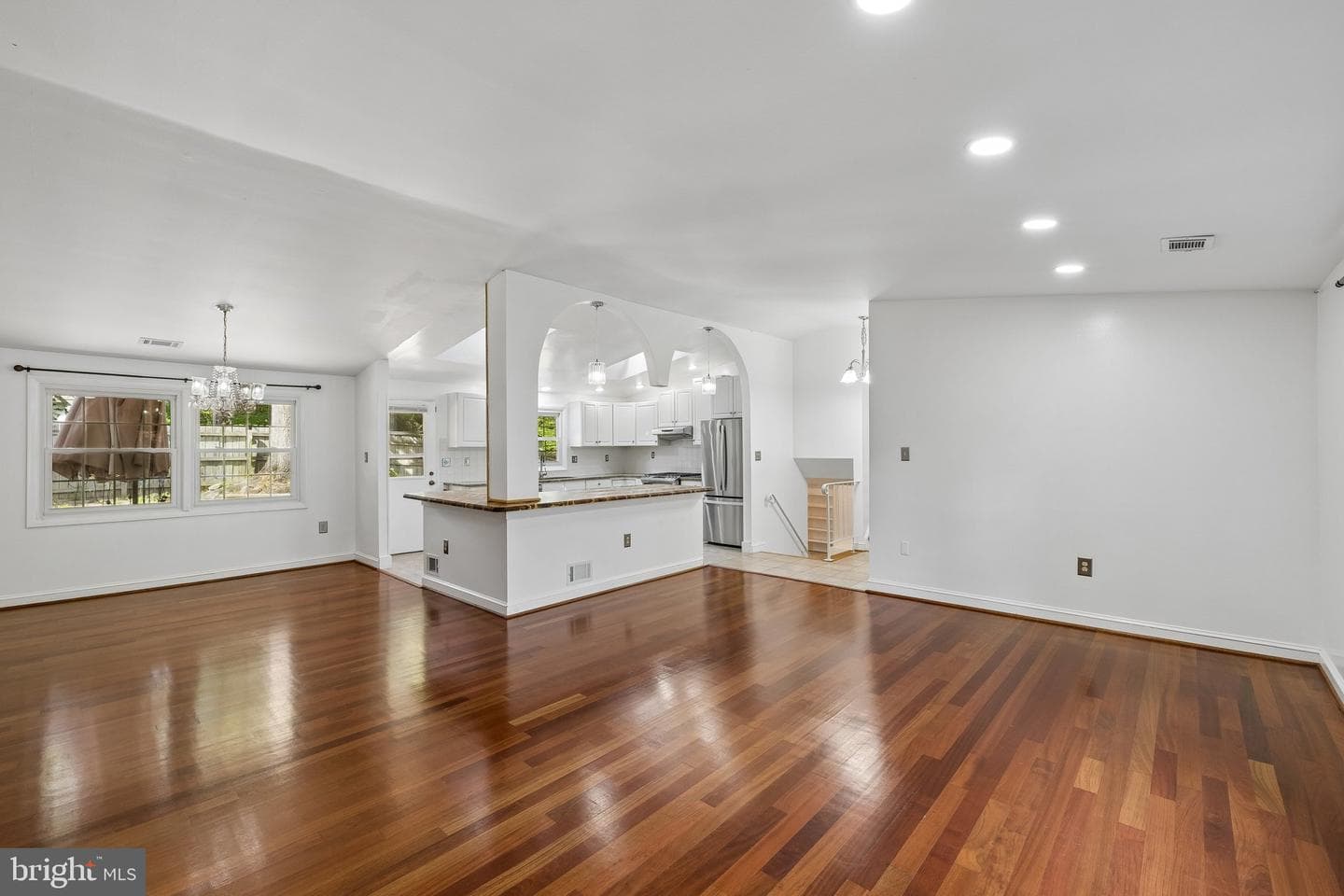 4 Pond Circle photo 7