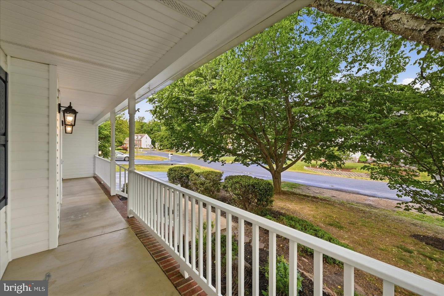 10403 Colechester Street photo 3
