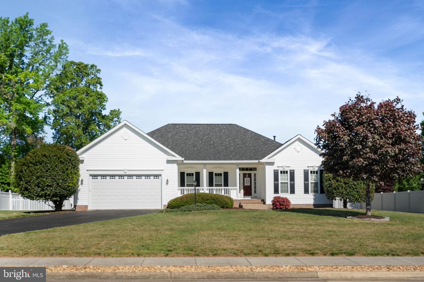 2707 Glendas Way photo 3