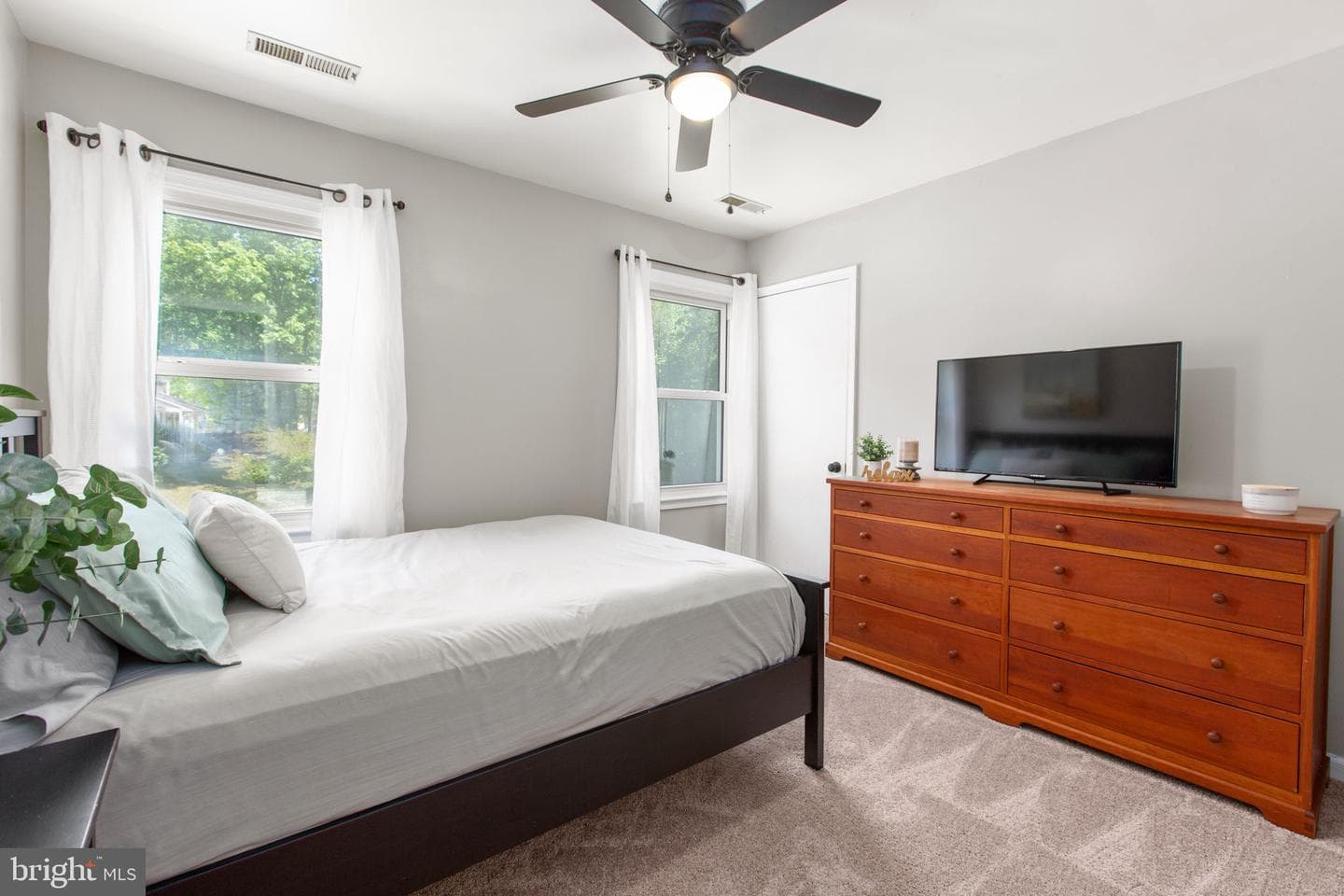 10400 Daniels Court photo 19