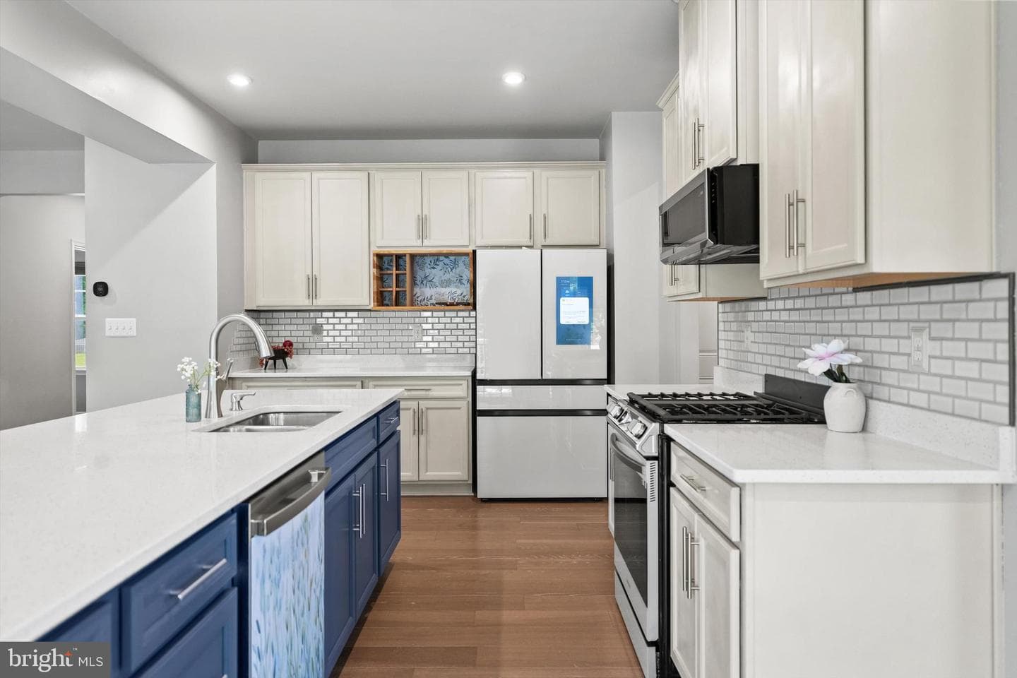 8525 Sylvannah Drive photo 14