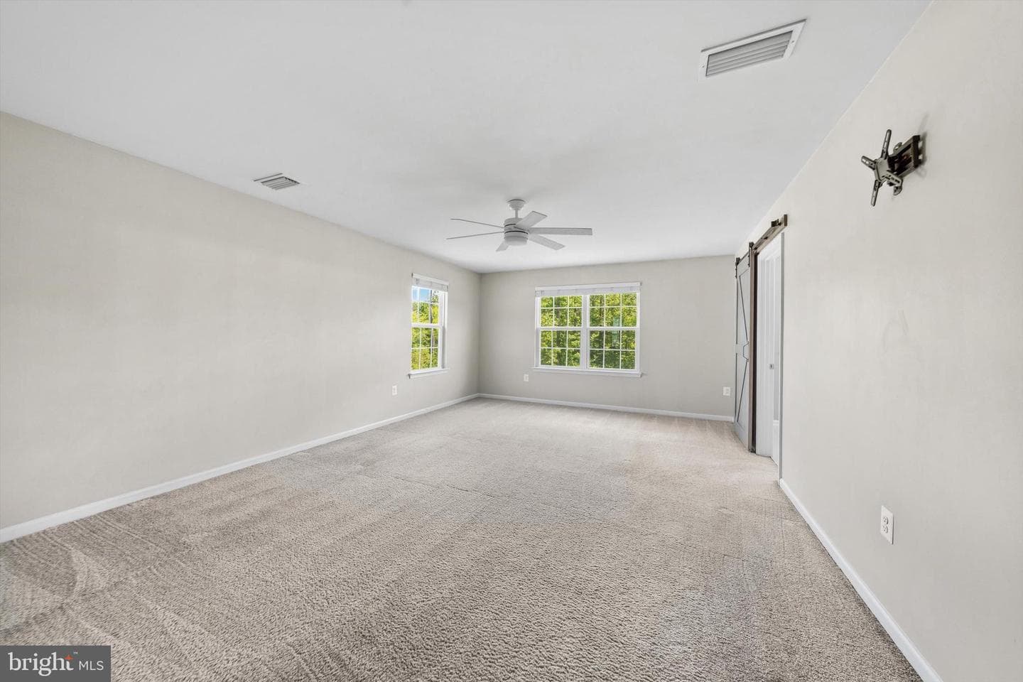 8525 Sylvannah Drive photo 27