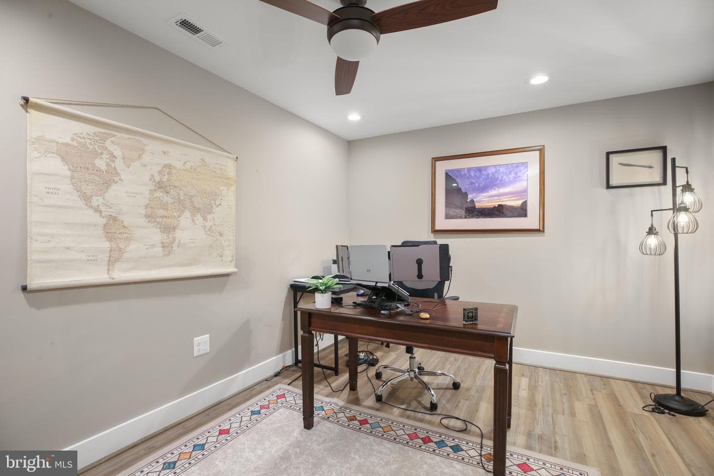 7401 Brentford Terrace photo 26