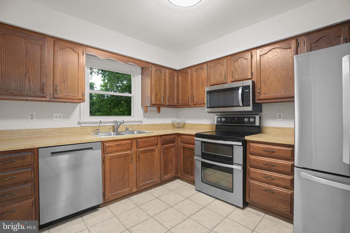 10608 Holleybrooke Drive photo 11
