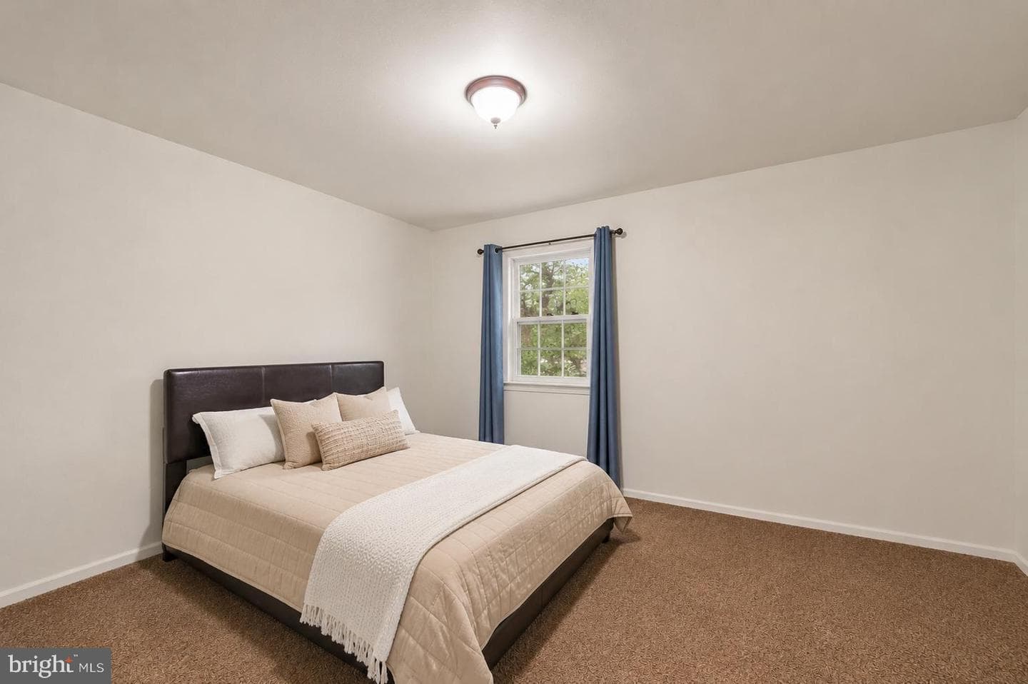 307 Olde Greenwich Drive photo 10