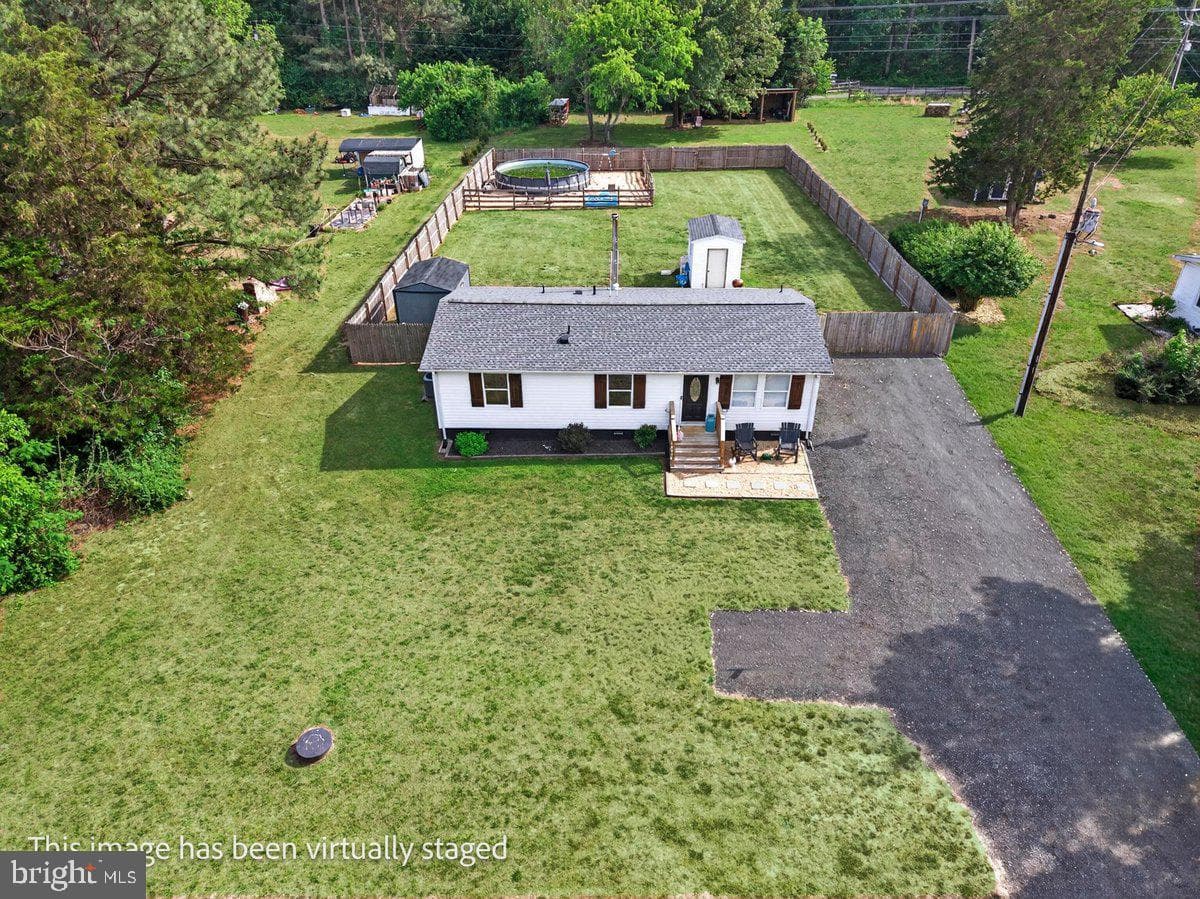 8427 Pamunkey Road photo 5