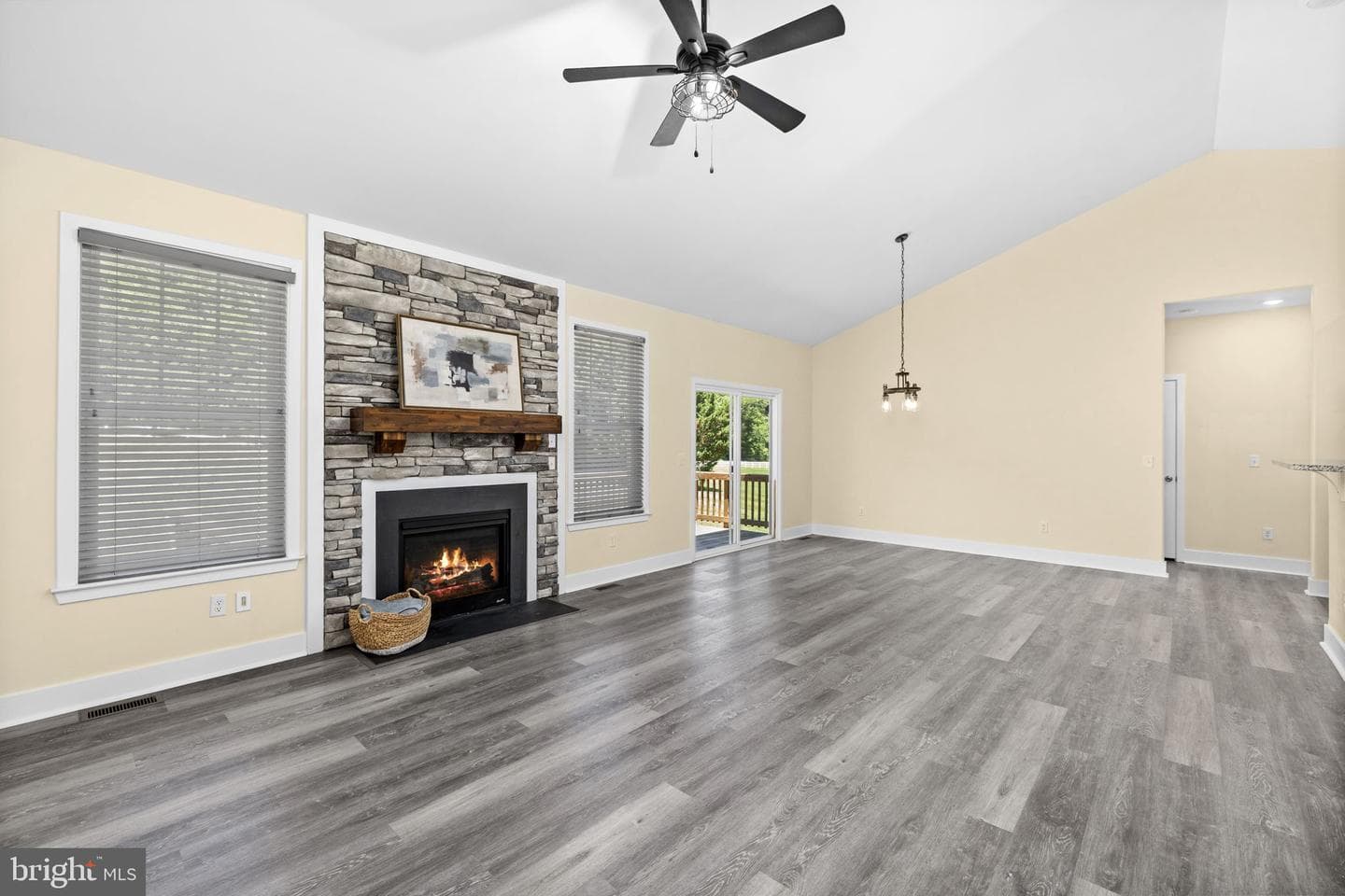 5802 Willow Tree Court photo 11