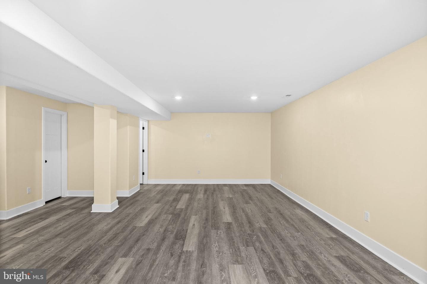 5802 Willow Tree Court photo 37