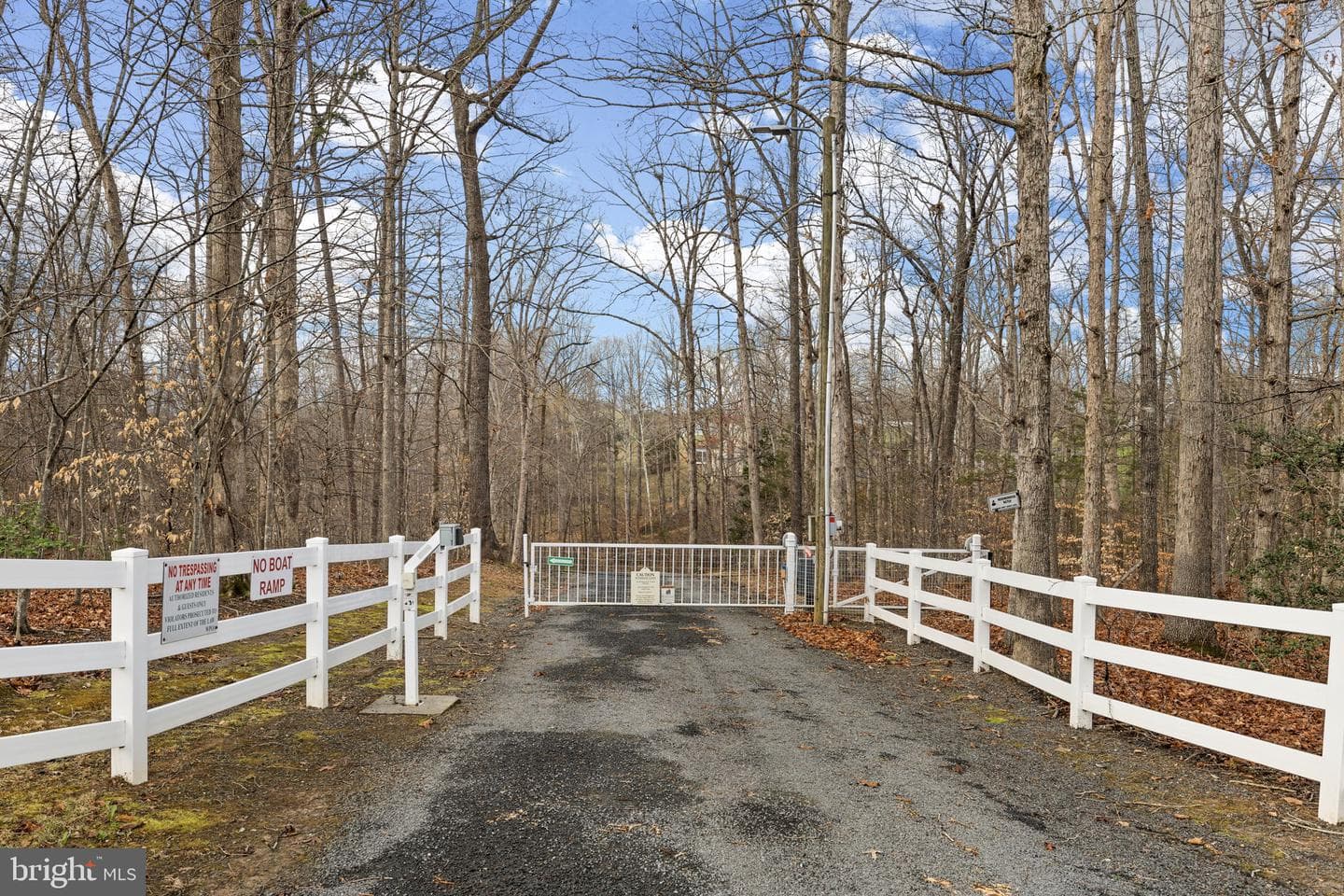 5802 Willow Tree Court photo 44