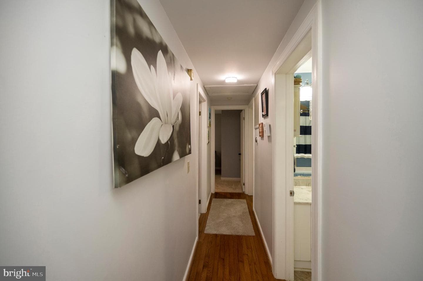 8908 Jennings Lane photo 37