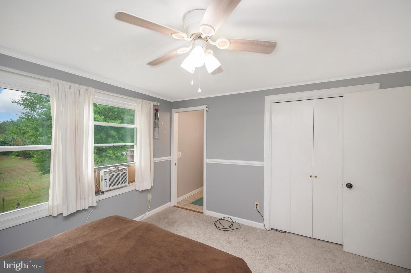 8908 Jennings Lane photo 44