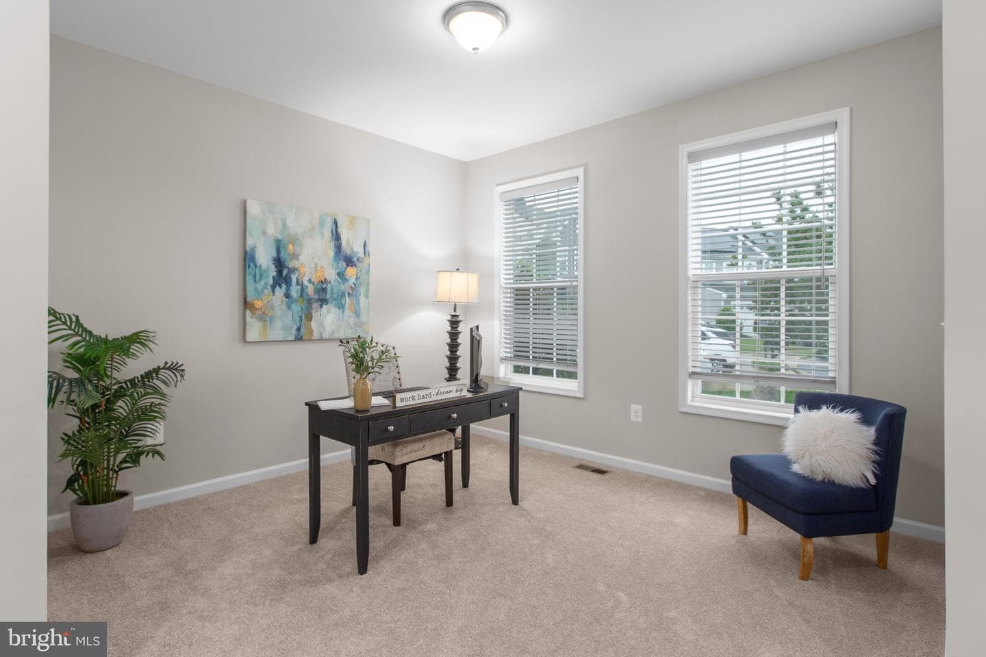 9632 Hillcrest Drive photo 4