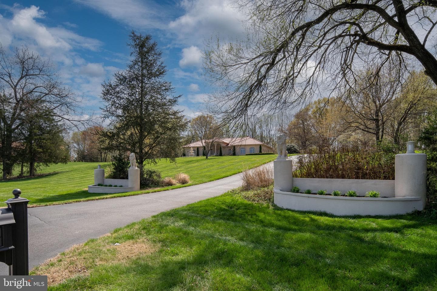 11227 N Club Drive photo 3