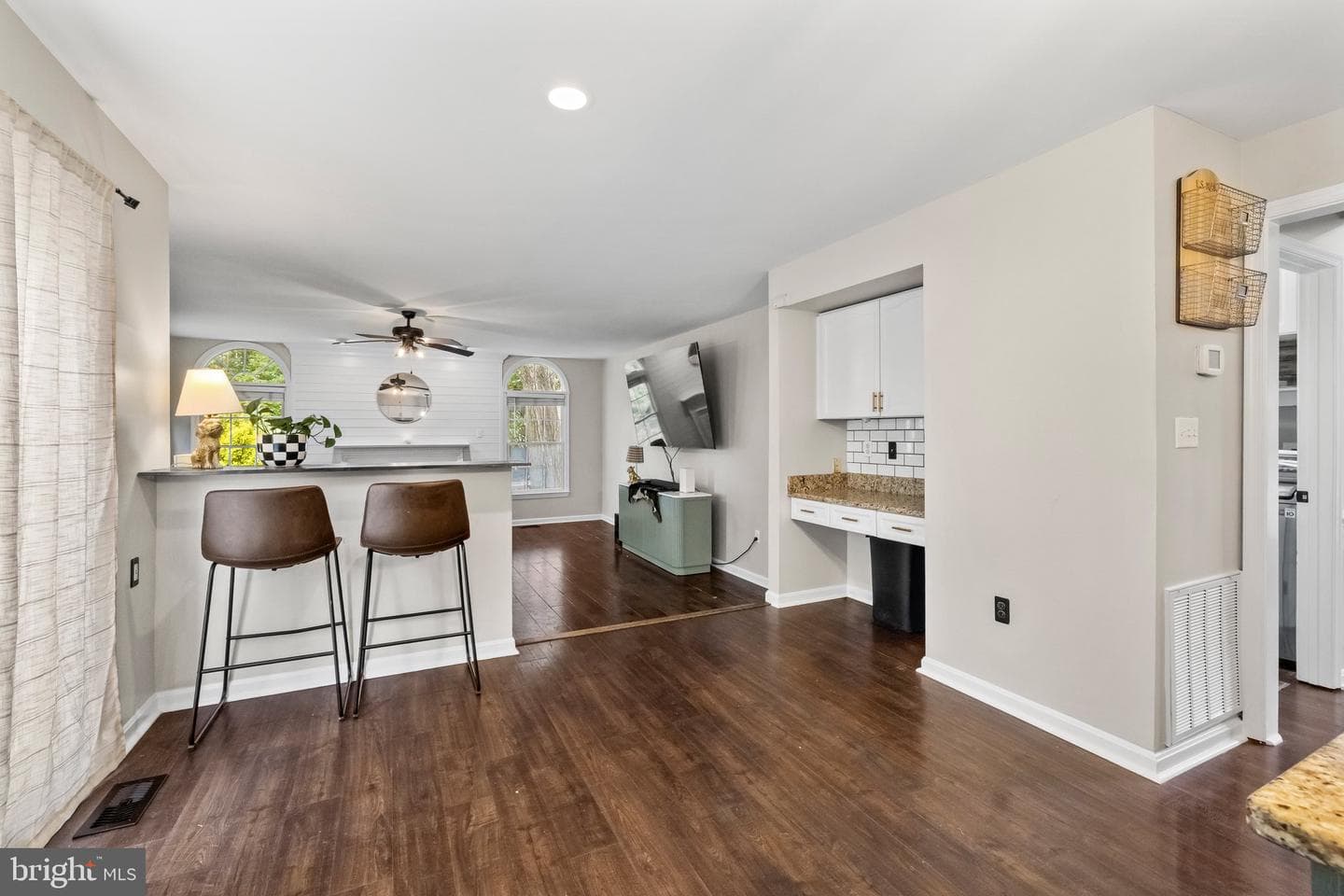 4811 Harvest Glen Court photo 11