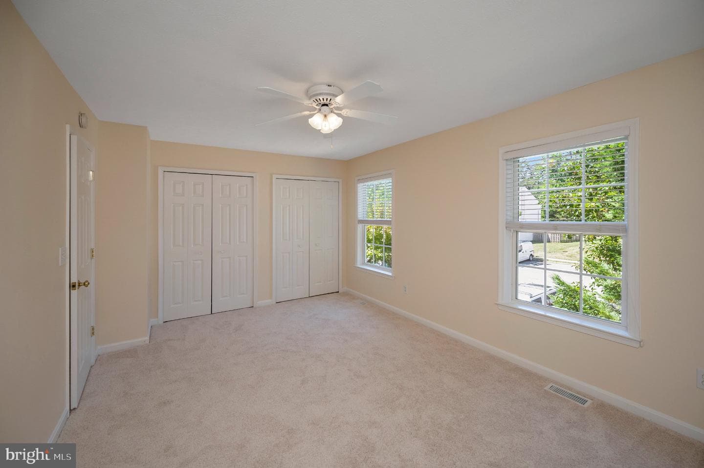 9921 W Midland Way photo 6