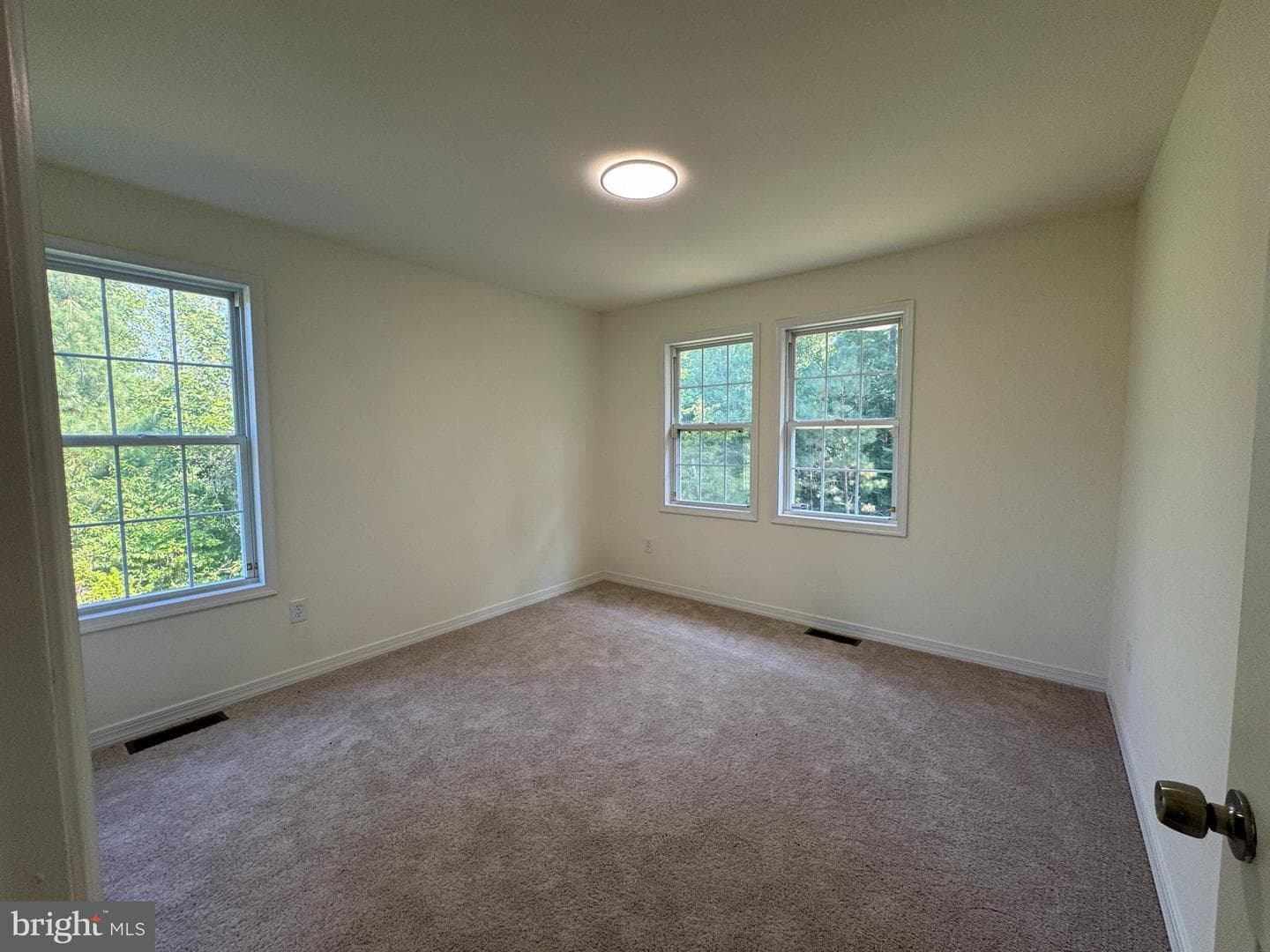 14720 Dovey Rd photo 6