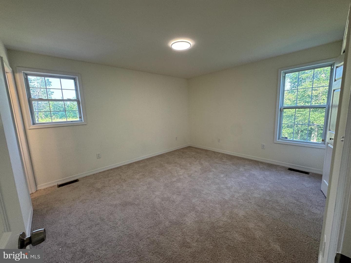14720 Dovey Rd photo 7