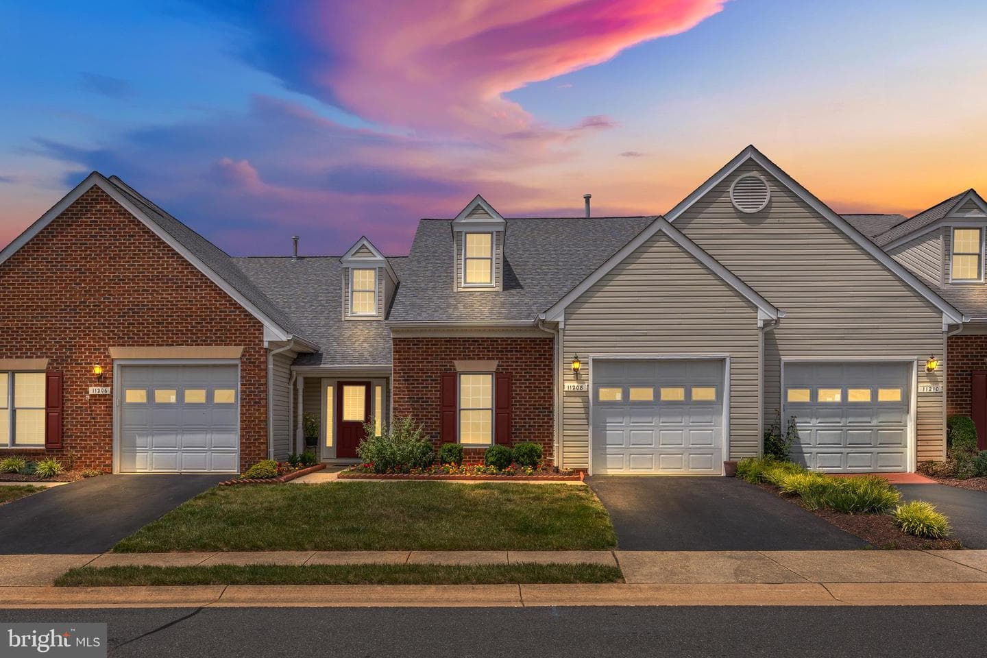 11208 Silversmith Lane photo 3