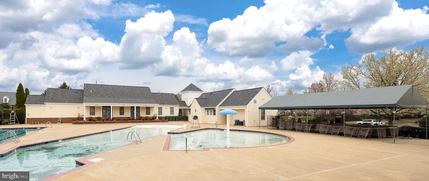 11208 Silversmith Lane photo 32