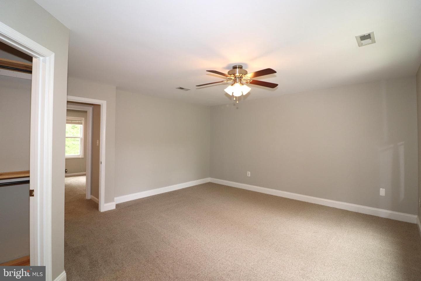 5820 Glen Eagles Dr photo 31