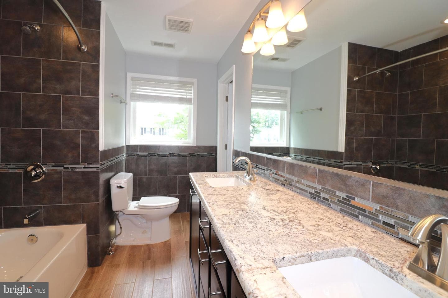 5820 Glen Eagles Dr photo 45