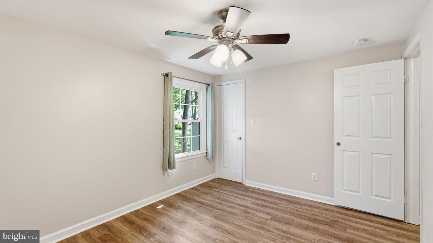 11704 Camelot Way photo 21