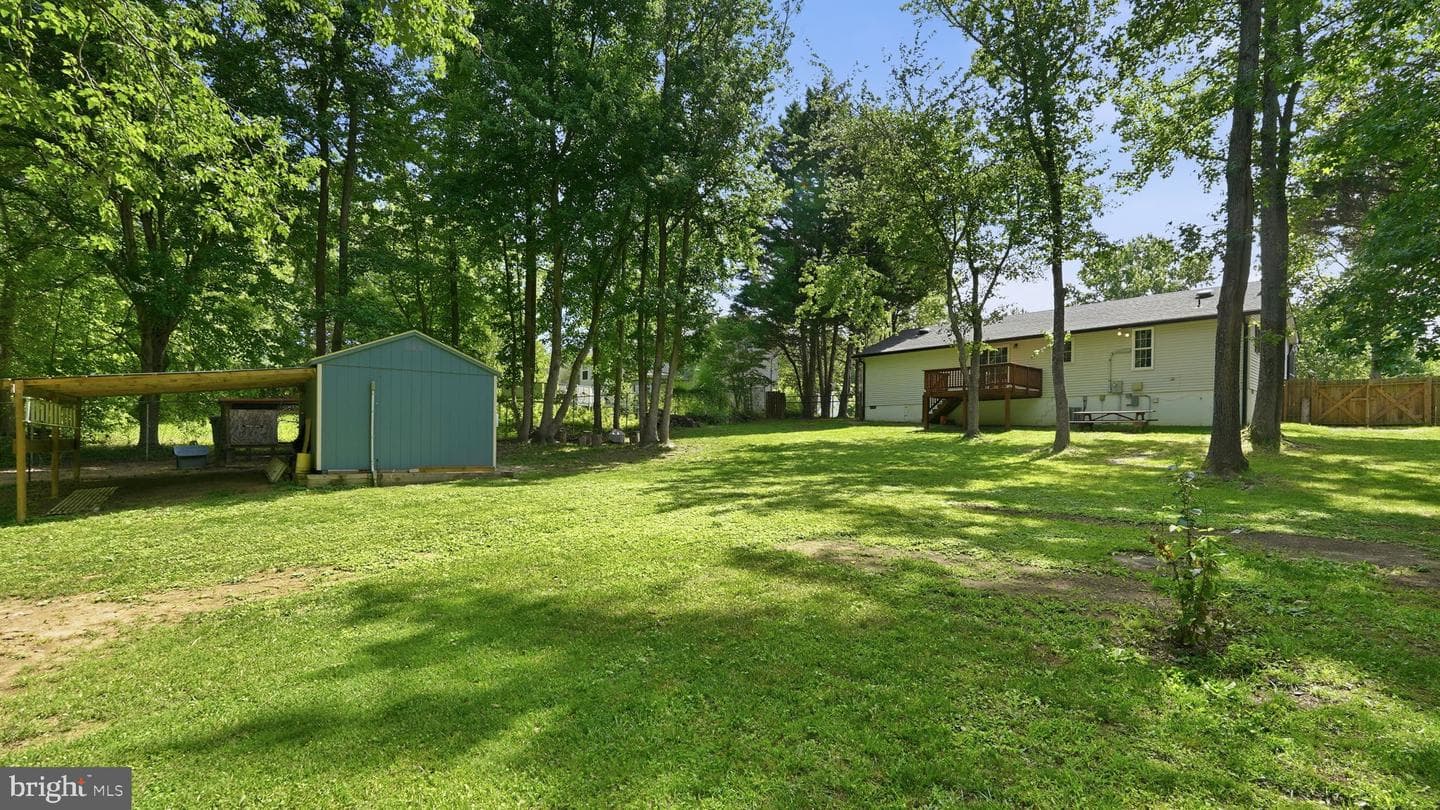 11704 Camelot Way photo 28